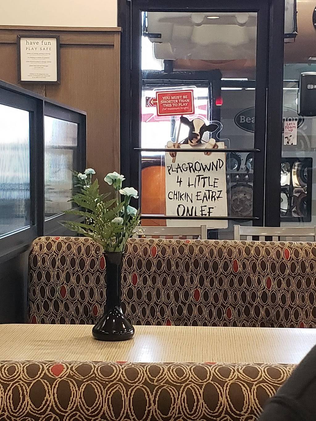 Chick-fil-A | restaurant | 1600 Gibson Blvd SE, Albuquerque, NM 87106, USA | 5052470947 OR +1 505-247-0947