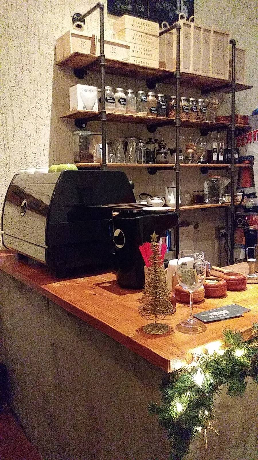 La Jaiba | restaurant | Av. Ruiz 37-B, Zona Centro, 22800 Ensenada, B.C., Mexico | 016462050594 OR +52 646 205 0594