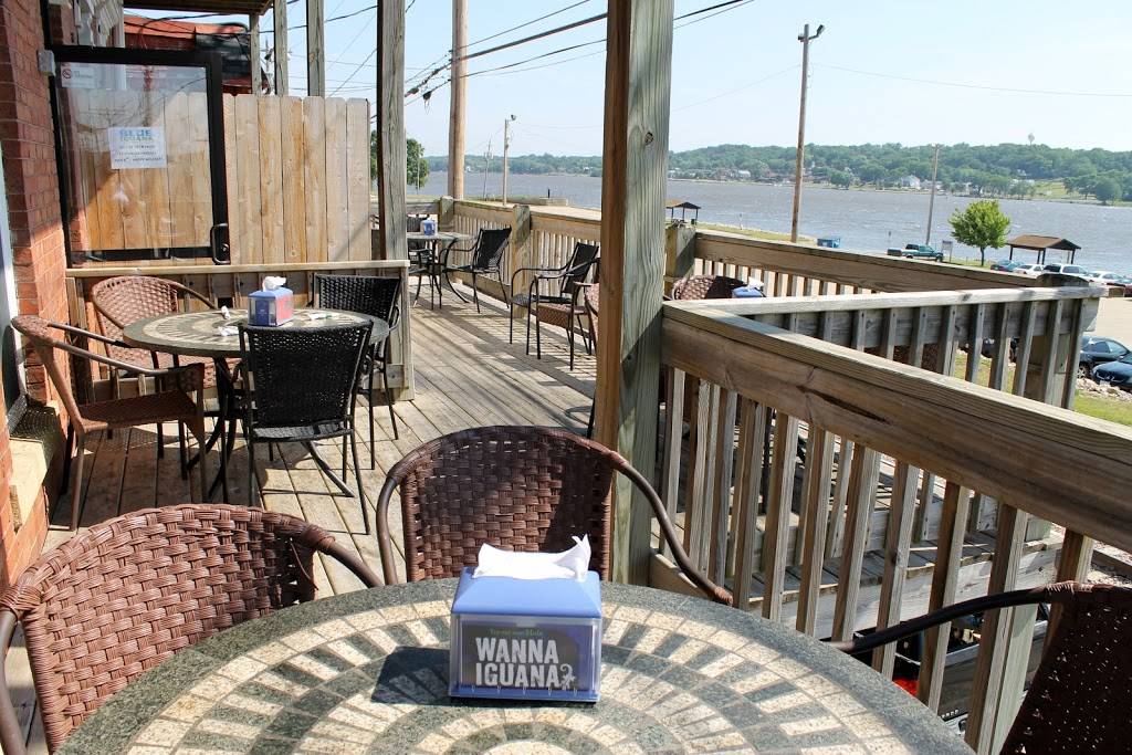 Blue Iguana Mexican Cantina | restaurant | 201 N Cody Rd, Le Claire, IA 52753, USA | 5637291015 OR +1 563-729-1015