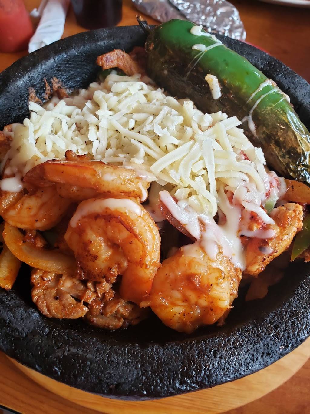 La Famila Mexican Restaurant | restaurant | 20771 Millwood Rd, Jasper, MO 64755, USA | 4175254411 OR +1 417-525-4411
