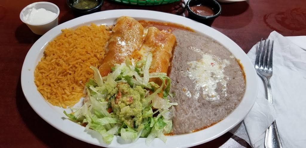 Botanas & Beer | restaurant | 101 Westridge Market Pl, Candler, NC 28715, USA | 8286651110 OR +1 828-665-1110