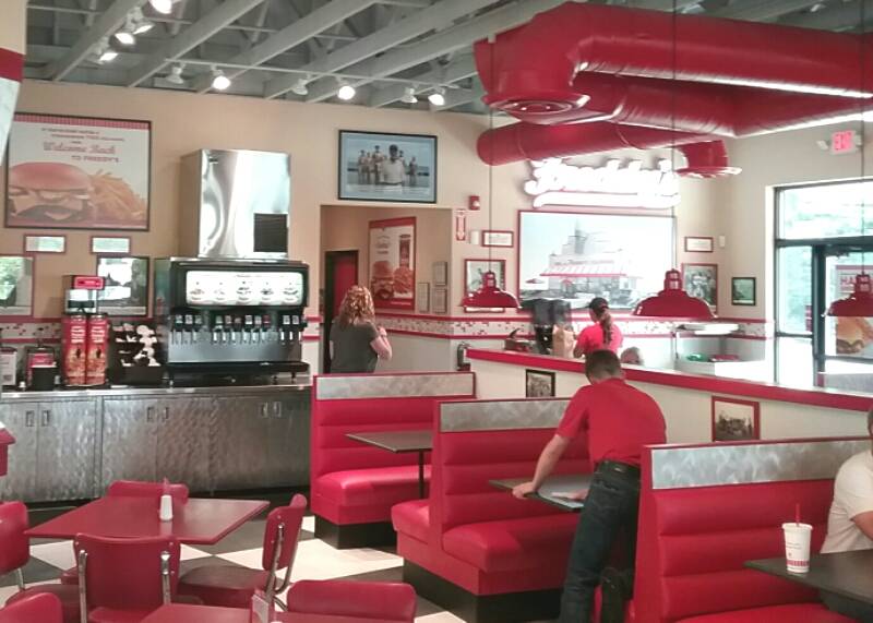 Freddys Frozen Custard & Steakburgers | restaurant | 1302 Wilmington Pike, West Chester, PA 19382, USA | 4843158606 OR +1 484-315-8606