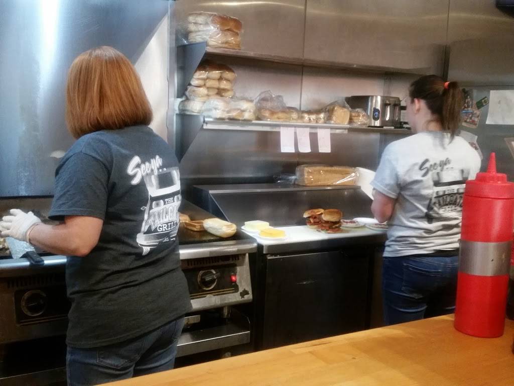 Tailgate Grill | restaurant | 1106 W Broad St, Waynesboro, VA 22980, USA | 5409418451 OR +1 540-941-8451