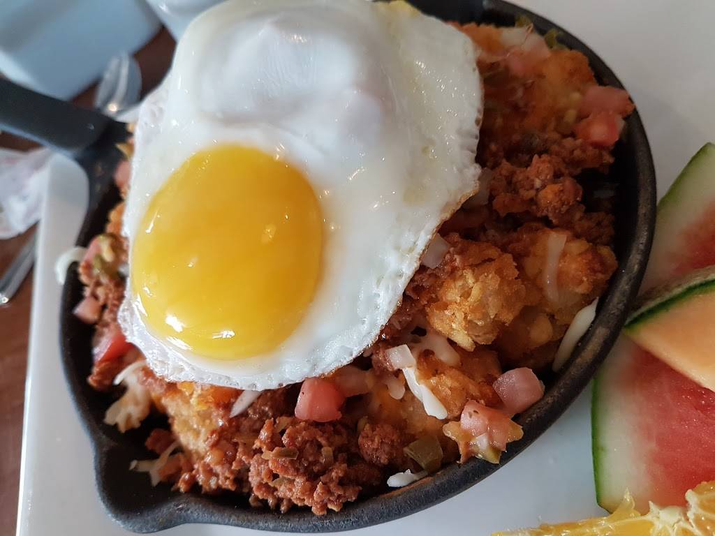 Squire & Firkin | restaurant | 3335 Bloor St W, Etobicoke, ON M8X 1E9, Canada | 4162336531 OR +1 416-233-6531