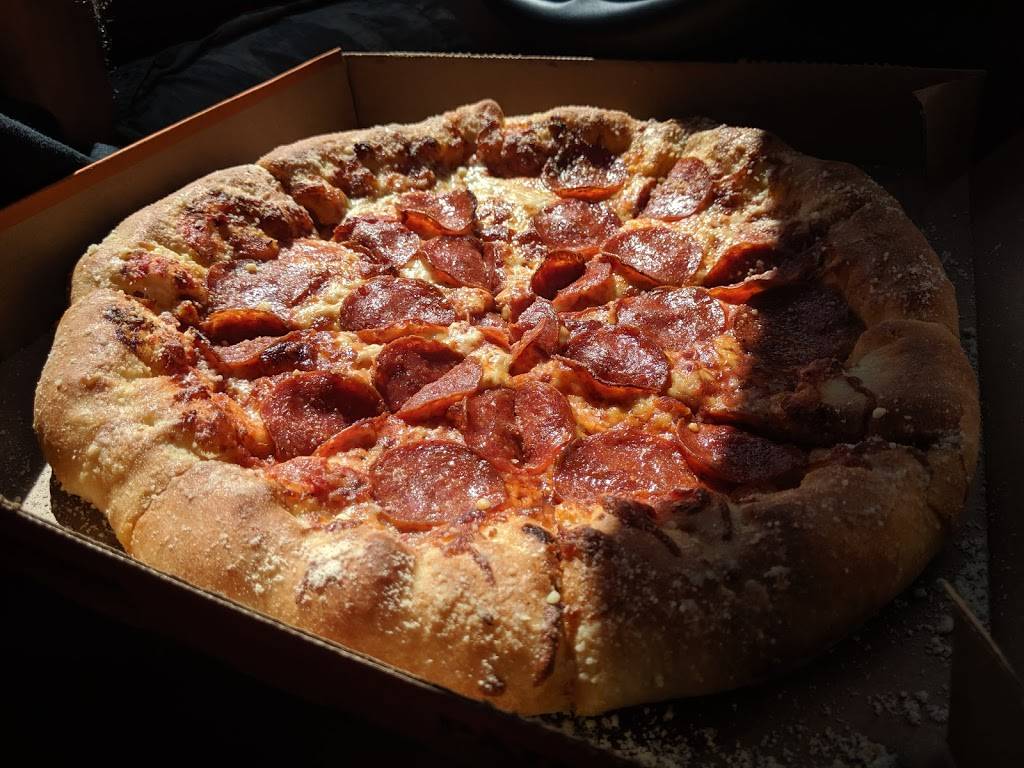 Little Caesars Pizza | meal takeaway | 720 Bristol Rd W, Mississauga, ON L5R 4A3, Canada | 9055073335 OR +1 905-507-3335