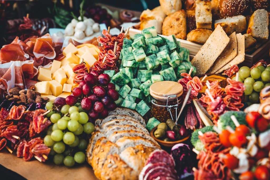 Graze Box | restaurant | 22762 Aspan St Ste 208, Lake Forest, CA 92630, USA | 9493675410 OR +1 949-367-5410