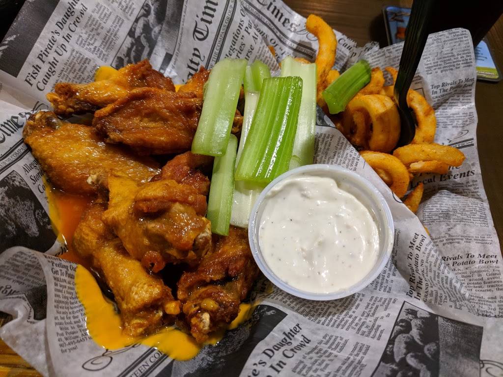 Jerseys Wings & Raw Bar | restaurant | 12592 Pines Blvd #104, Hollywood, FL 33027, USA | 9544502133 OR +1 954-450-2133