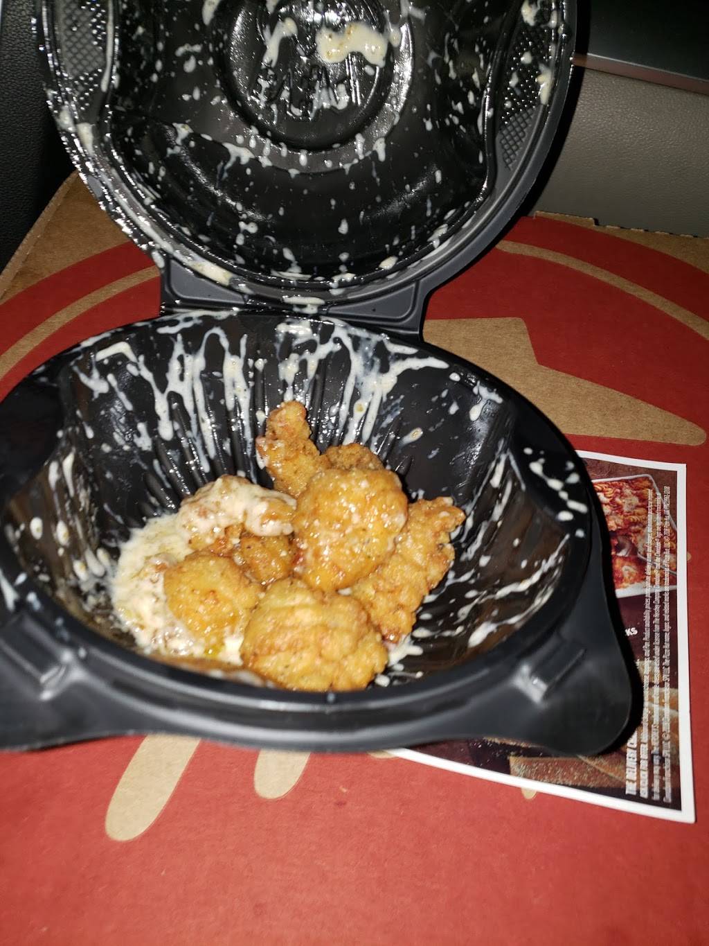 Pizza Hut | meal takeaway | 670 E Parrish Dr, Benson, NC 27504, USA | 9197011282 OR +1 919-701-1282