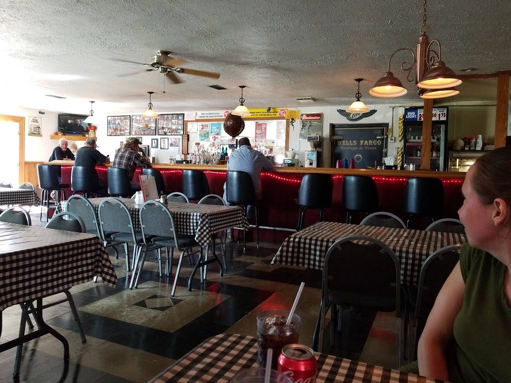 Circle II Bar and Gril | restaurant | 503 W Cleveland St, Heyworth, IL 61745, USA | 3094732854 OR +1 309-473-2854