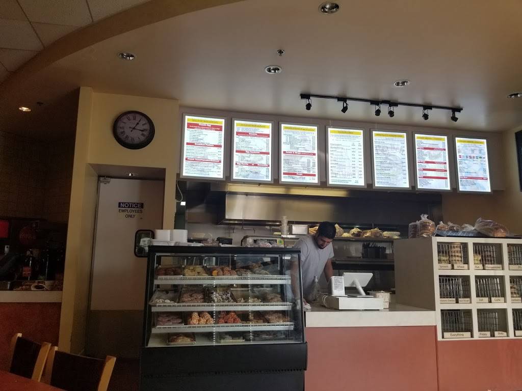 Dinks Deli & Bagel Bakery | bakery | 28170 Newhall Ranch Rd, Valencia, CA 91355, USA | 6617759560 OR +1 661-775-9560