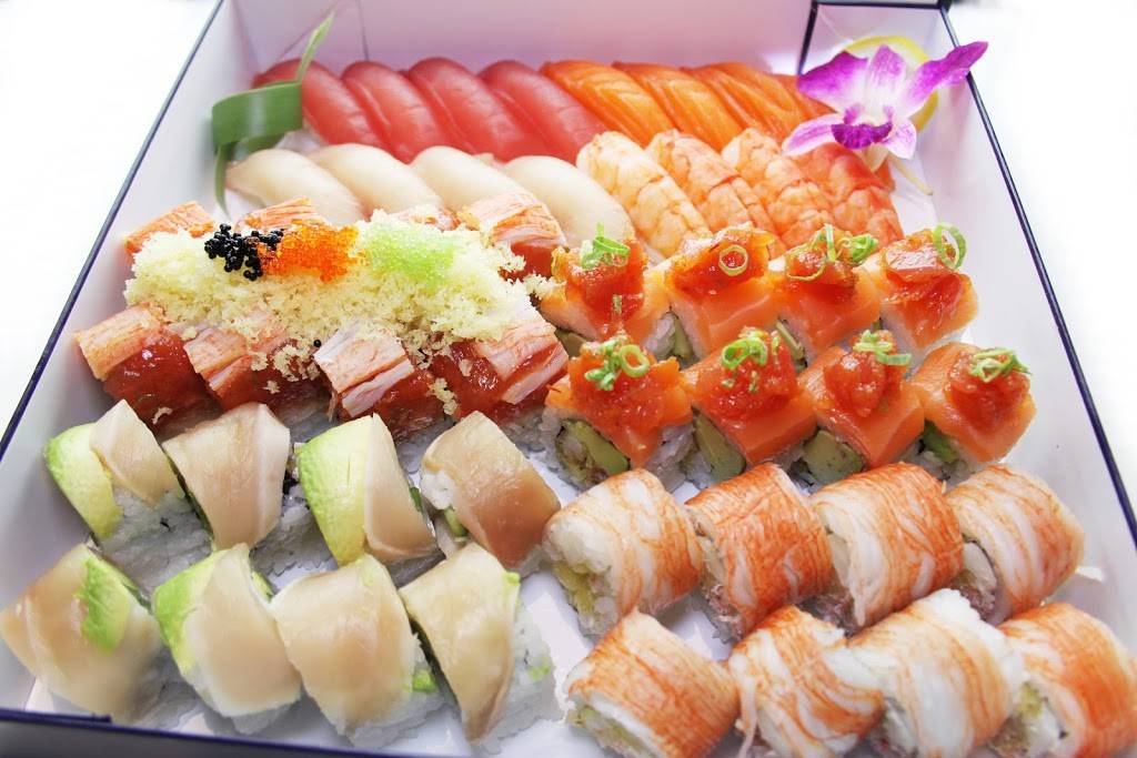 The Blue Fish Greenville | restaurant | 3519 Greenville Ave, Dallas, TX 75206, USA | 2148243474 OR +1 214-824-3474