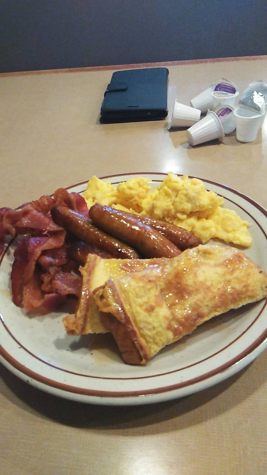 Flavors on the Vine Family Restaurant | restaurant | 34860 Vine St, Eastlake, OH 44095, USA | 4409421121 OR +1 440-942-1121