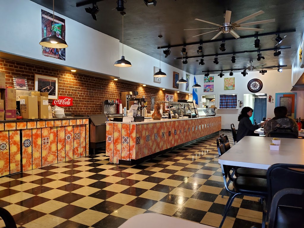 Latin Love Kitchen ( PUPUSERIA ) | restaurant | 221 E Center St, Kingsport, TN 37660, United States | 4237650174 OR +1 423-765-0174