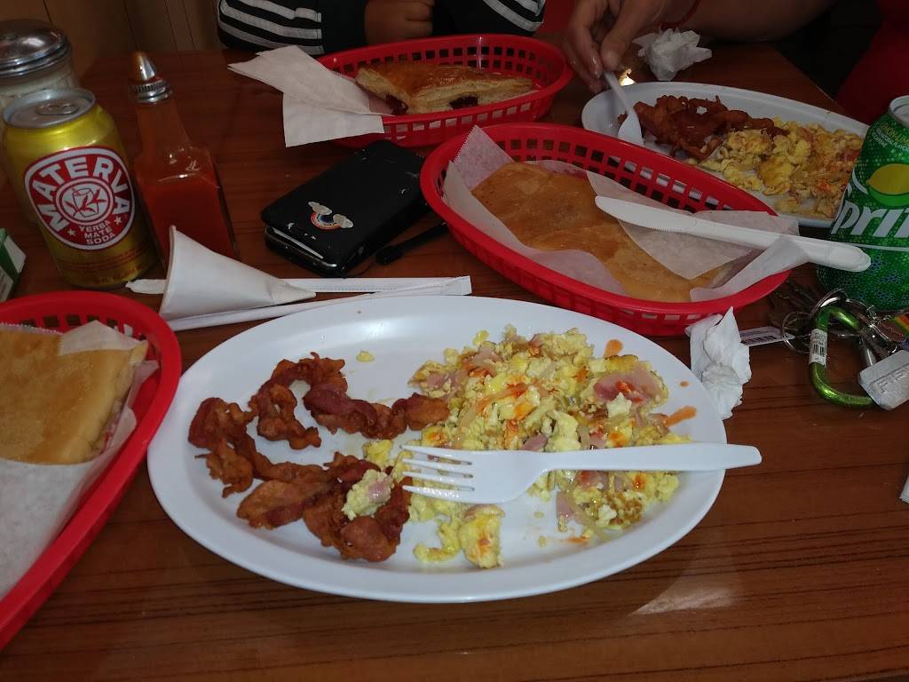 Sweet Bakery Cafeteria | bakery | 1467 N Krome Ave, Homestead, FL 33030, USA | 3052420717 OR +1 305-242-0717