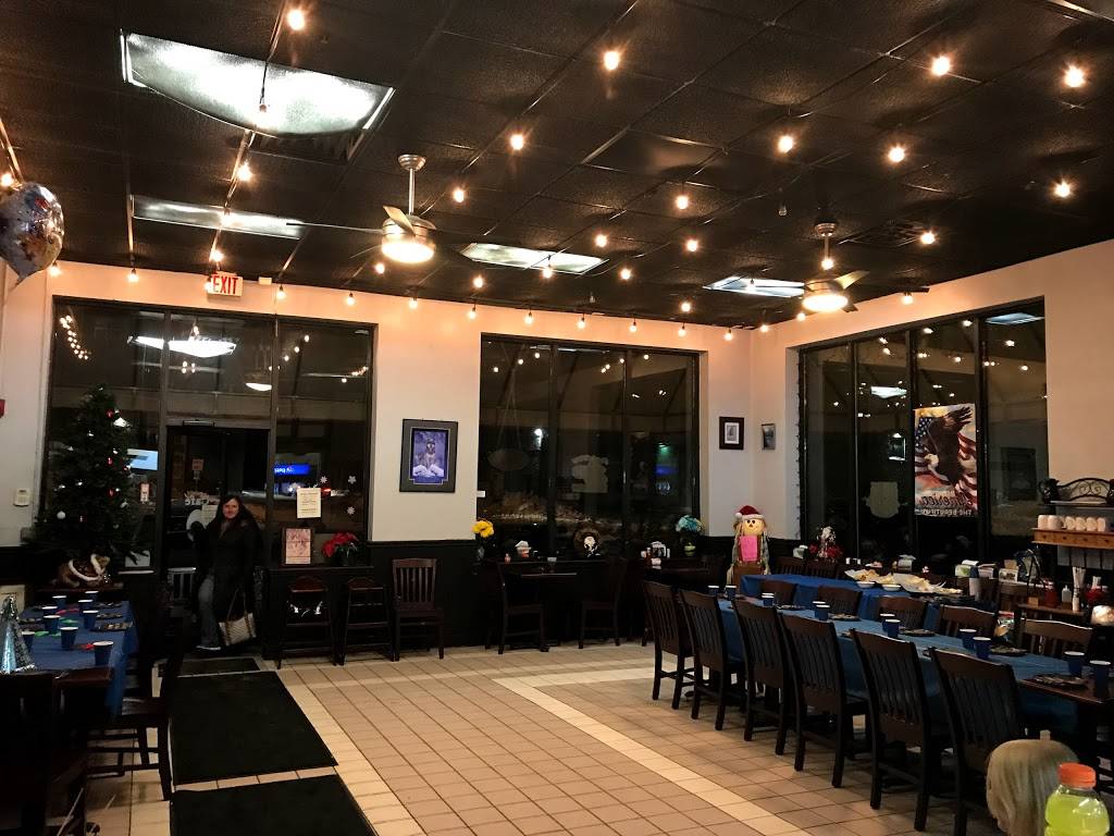 Hunters Cafe | restaurant | 194 Stedman St, Lowell, MA 01851, USA | 9784553040 OR +1 978-455-3040