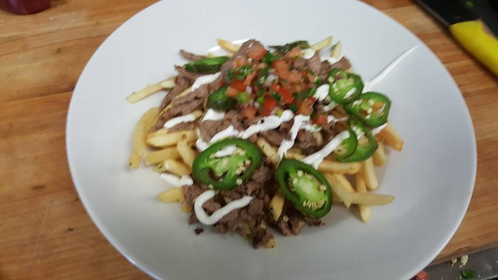 Patrick Molloys Sports Pub | night club | 50 Pier Ave, Hermosa Beach, CA 90254, USA | 3107989762 OR +1 310-798-9762