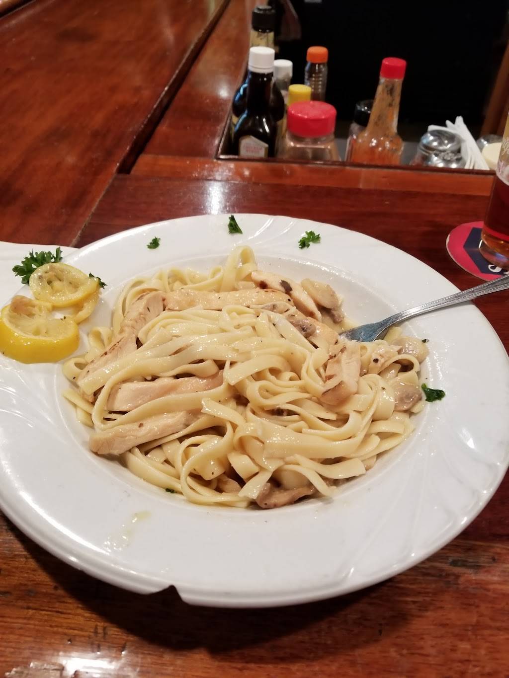 Demarcos Italian Restaurant | restaurant | 10240 Old 22, Kutztown, PA 19530, USA | 6102852278 OR +1 610-285-2278