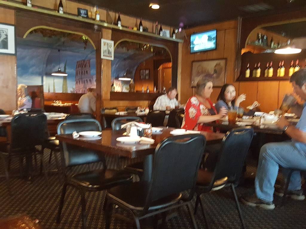 Joes Italian Restaurant | restaurant | 1604 N Frazier St, Conroe, TX 77301, USA | 9367609002 OR +1 936-760-9002