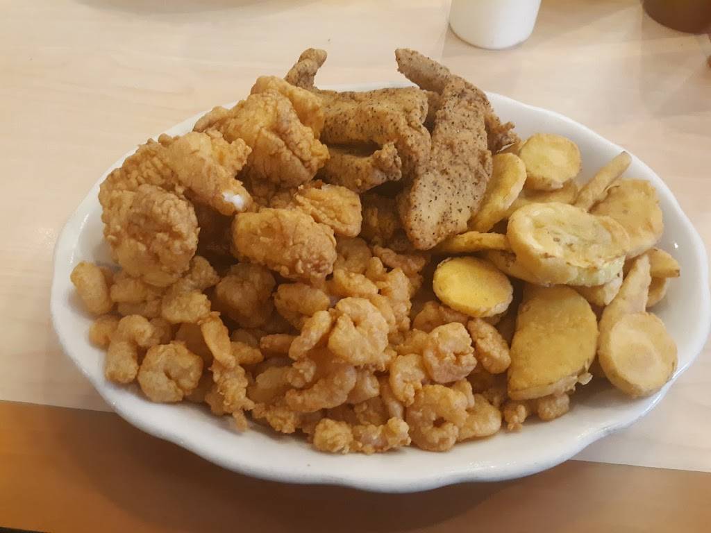 Captain Petes | restaurant | 1855 N Aspen St, Lincolnton, NC 28092, USA | 7042408006 OR +1 704-240-8006