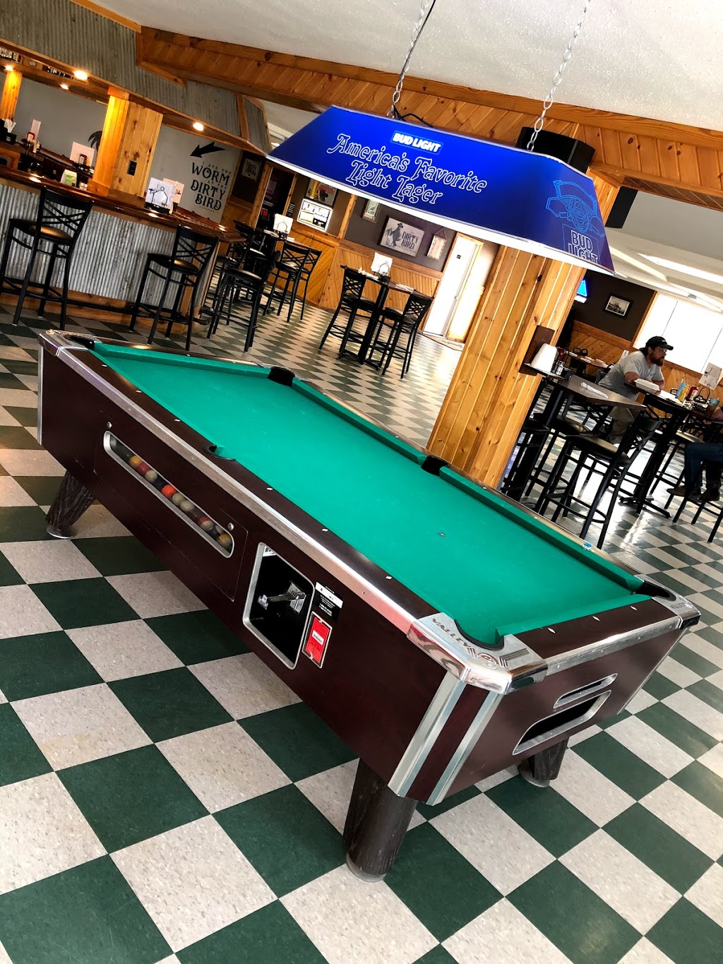 The Dirty Bird Bar and Grill | restaurant | 2130 US Hwy 136, Carthage, IL 62321, USA | 2173572846 OR +1 217-357-2846