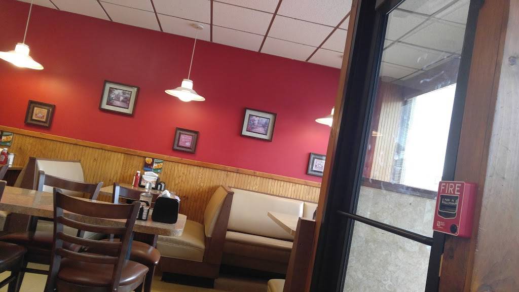 Sams Diner | restaurant | 55 Public Square, Holley, NY 14470, USA | 5856388722 OR +1 585-638-8722