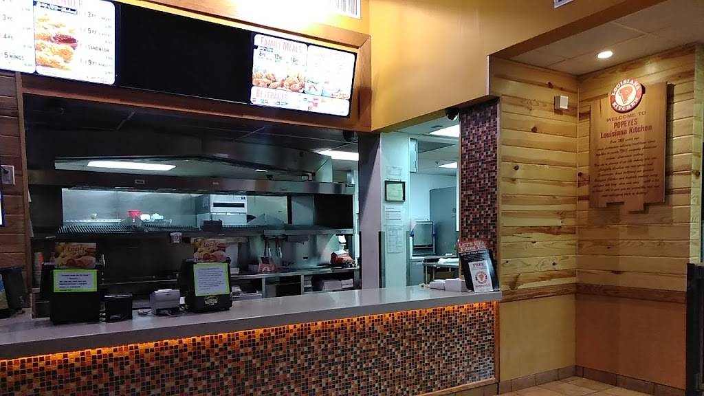 Popeyes Louisiana Kitchen | restaurant | 1 Lackawanna Plaza #18 #18 - Lackawanna Plaza Ii, Montclair, NJ 07042, USA | 9737833500 OR +1 973-783-3500