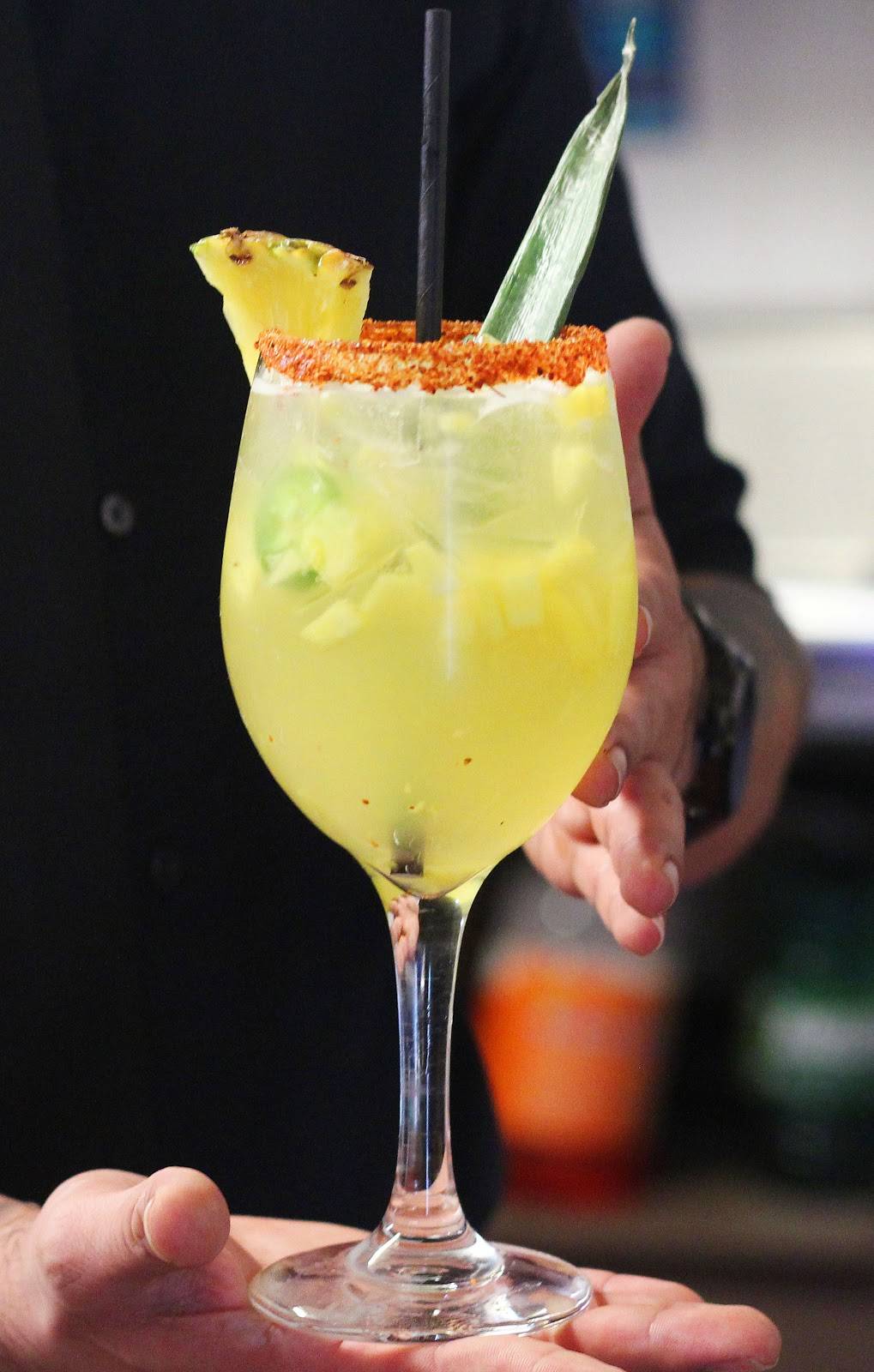 Primo Cantina | restaurant | 15941 Edwards St, Huntington Beach, CA 92647, USA | 7149021440 OR +1 714-902-1440