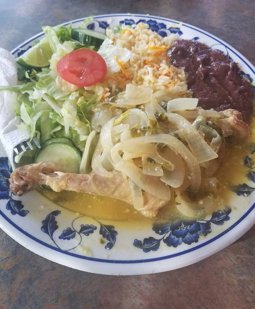 Pupuseria Las Palmas Salvadoreña | restaurant | 3851 International Blvd, Oakland, CA 94601, USA | 5104379615 OR +1 510-437-9615