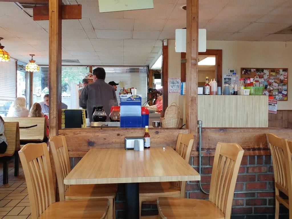 Burger Inn | restaurant | 9680 Main St, Woodstock, GA 30188, USA | 7709261308 OR +1 770-926-1308