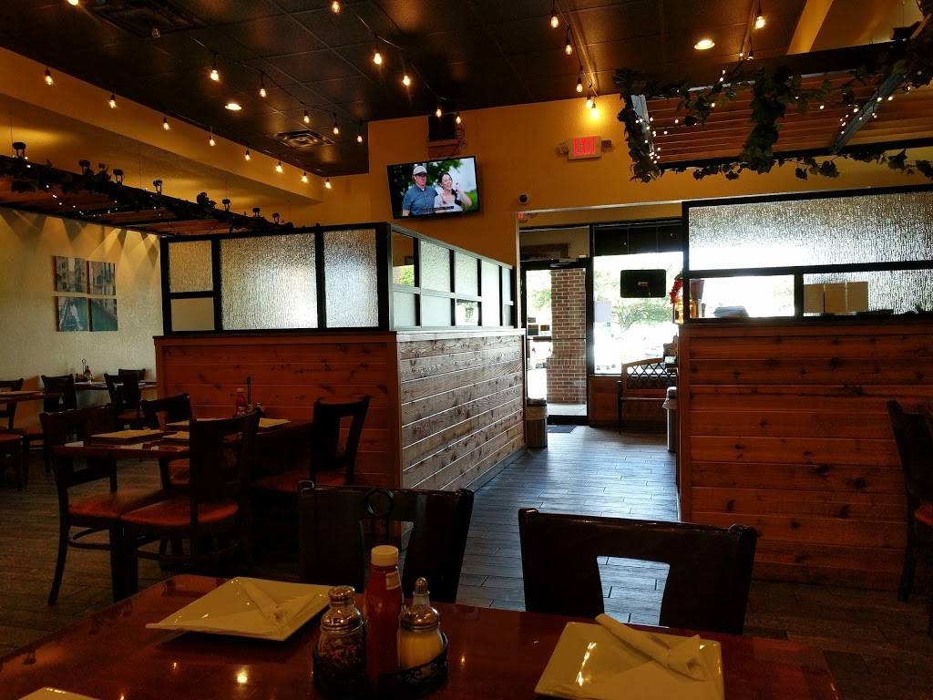 Reginellas Trattoria and Pizzeria | restaurant | 109 Volvo Pkwy, Chesapeake, VA 23320, USA | 7574104979 OR +1 757-410-4979