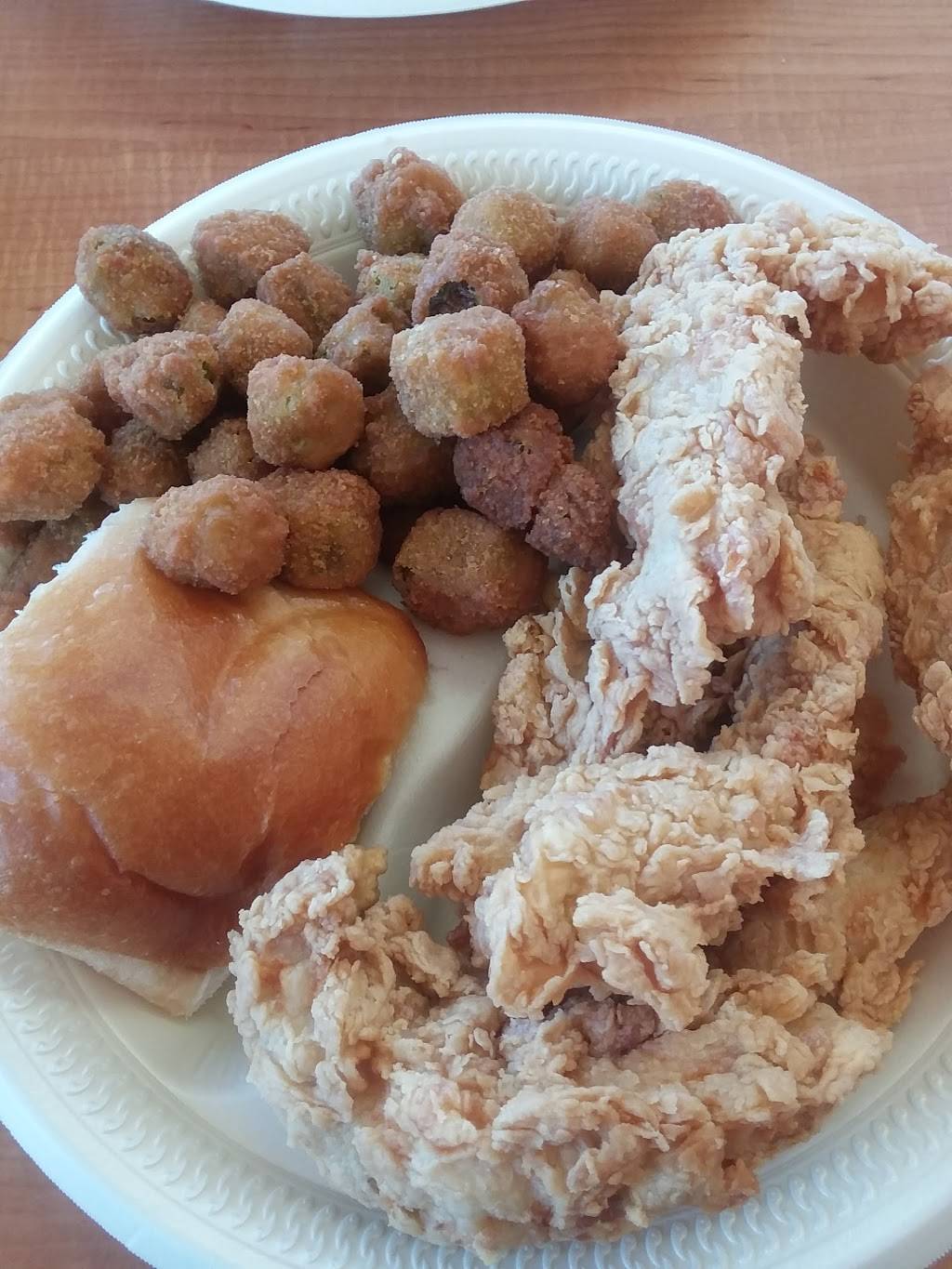 Bushs Chicken | restaurant | 2749 TX-36, Brenham, TX 77833, USA | 9798361804 OR +1 979-836-1804