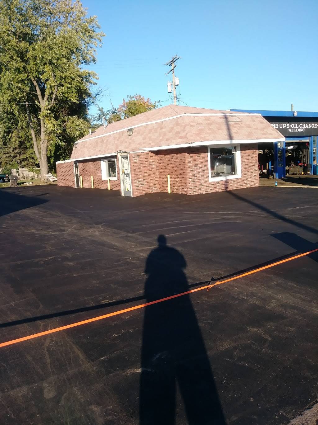 Big Nicks Coney Island | restaurant | 670 Cesar E Chavez Ave, Pontiac, MI 48340, USA | 2483323925 OR +1 248-332-3925