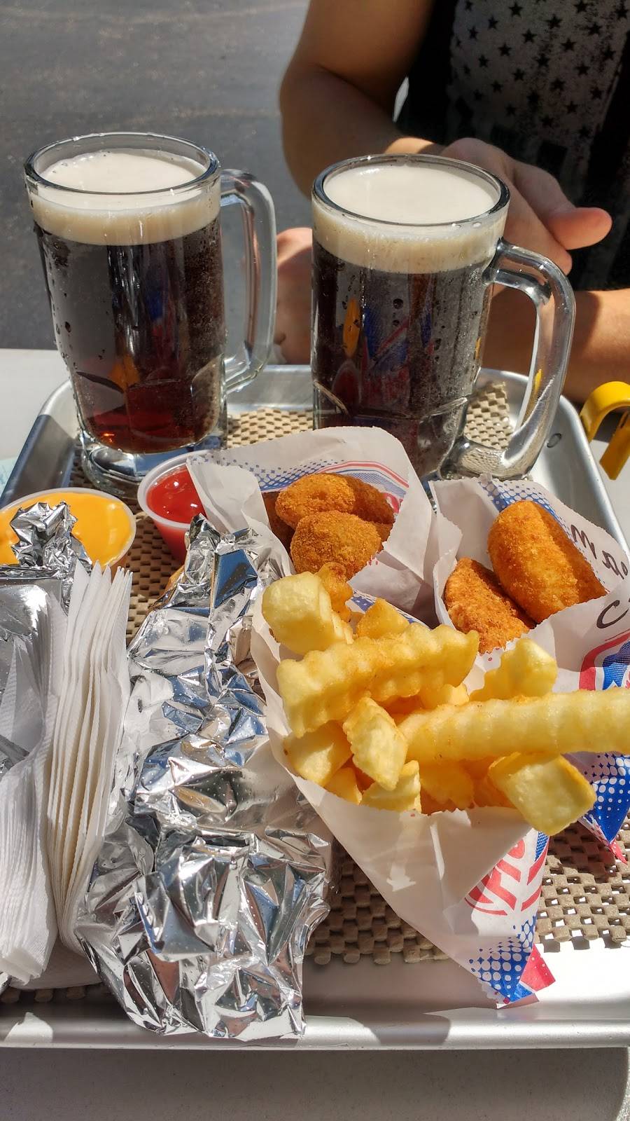 BK Rootbeer | restaurant | 737 Munroe Falls Ave, Cuyahoga Falls, OH 44221, USA | 3309223355 OR +1 330-922-3355