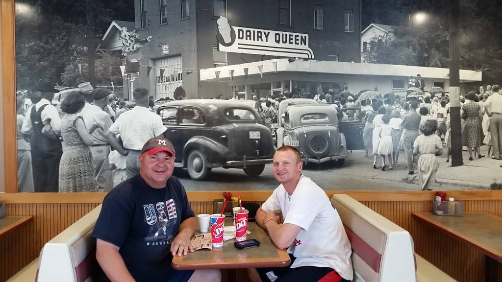 Dairy Queen | restaurant | W63 N170, Washington Ave, Cedarburg, WI 53012, USA | 2623773164 OR +1 262-377-3164