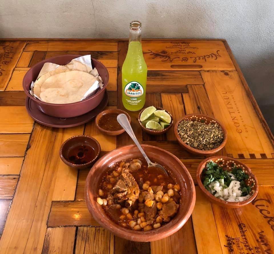 La Esquina | restaurant | 9896 MacArthur Blvd, Oakland, CA 94605, USA | 5109575099 OR +1 510-957-5099