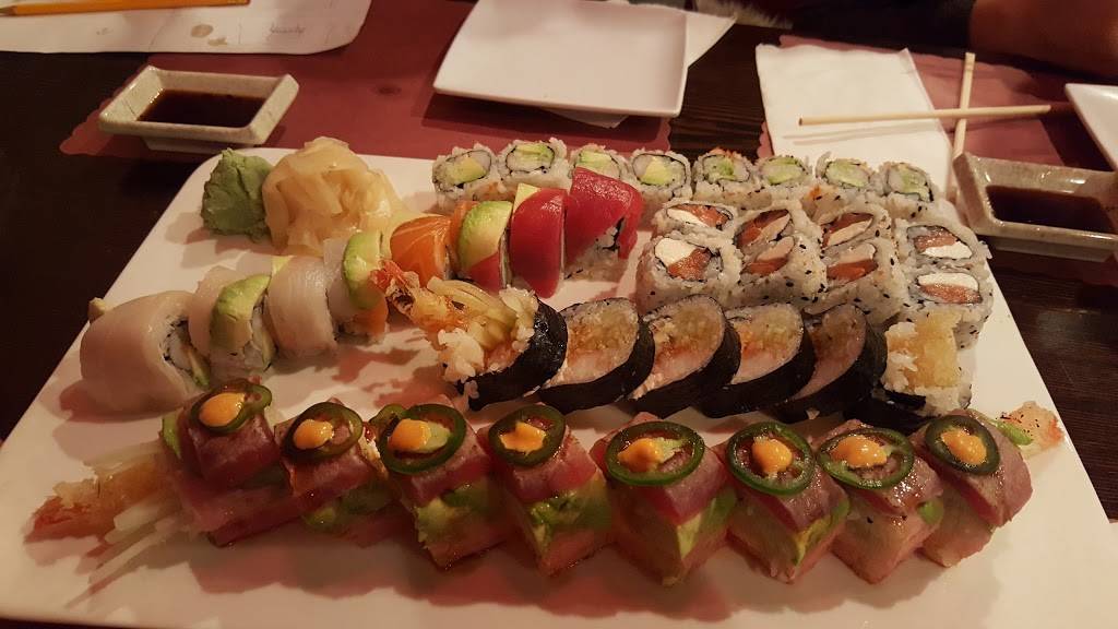 Fancy Sushi | restaurant | 251 3rd St, Neptune Beach, FL 32266, USA | 9042460998 OR +1 904-246-0998
