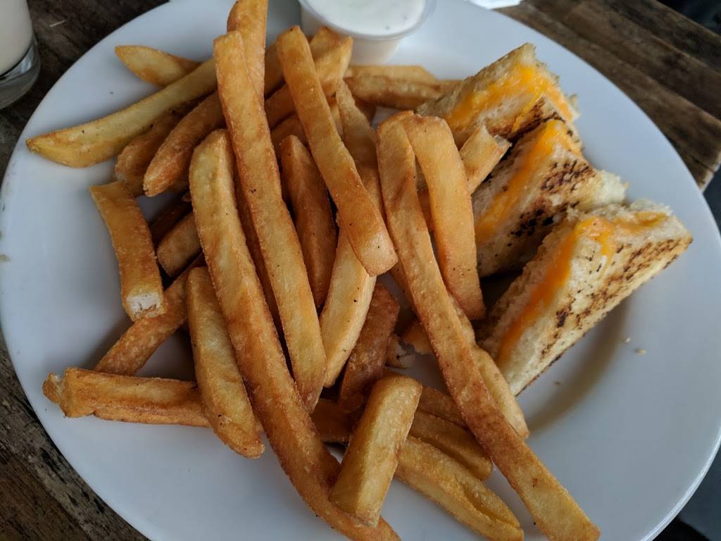 Burgers & Brew | restaurant | 201 Broadway St, Chico, CA 95928, USA | 5308799100 OR +1 530-879-9100