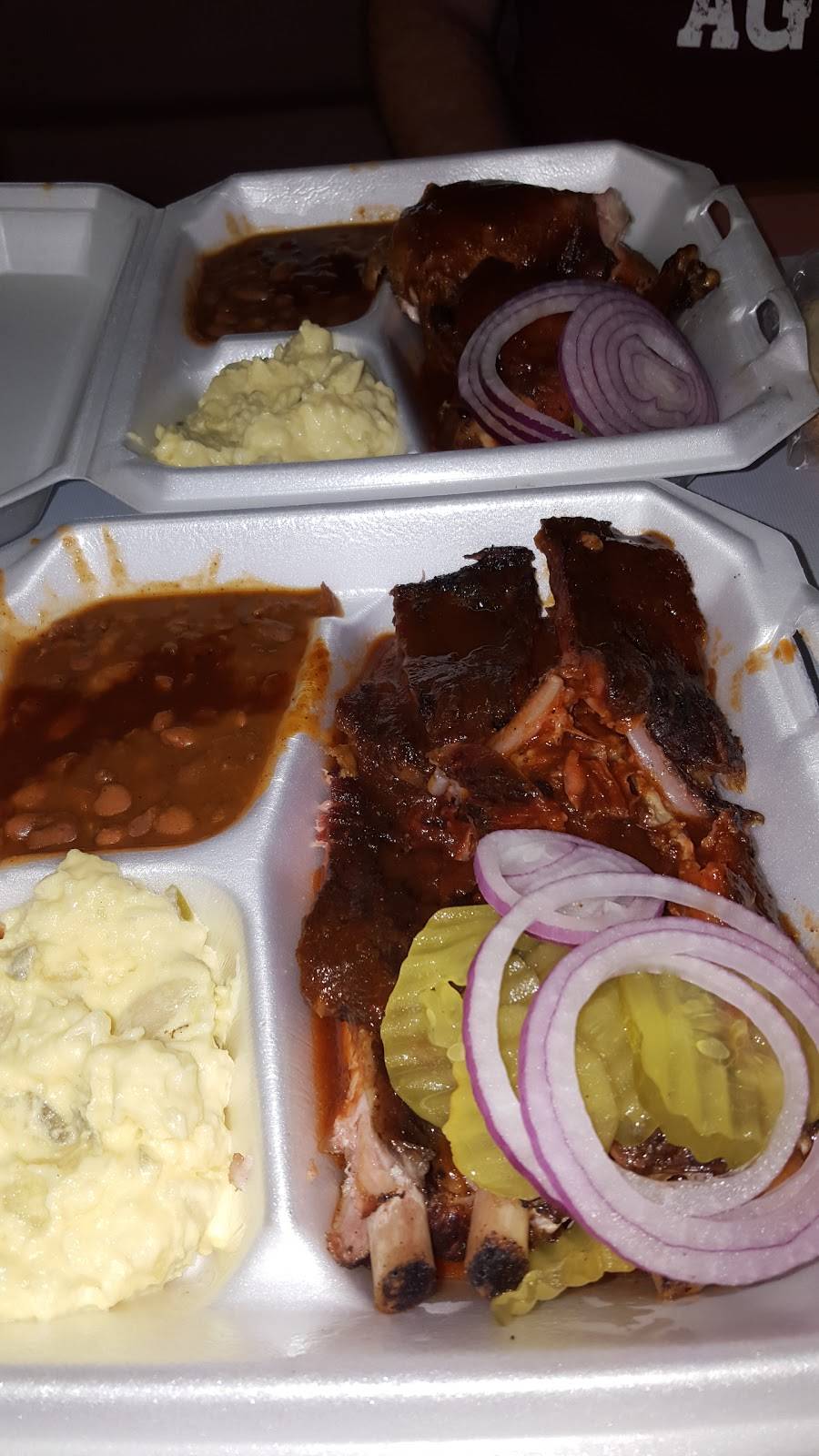 Larrys Countrystyle BBQ | restaurant | 710 W Main St, Madisonville, TX 77864, USA | 9363487487 OR +1 936-348-7487