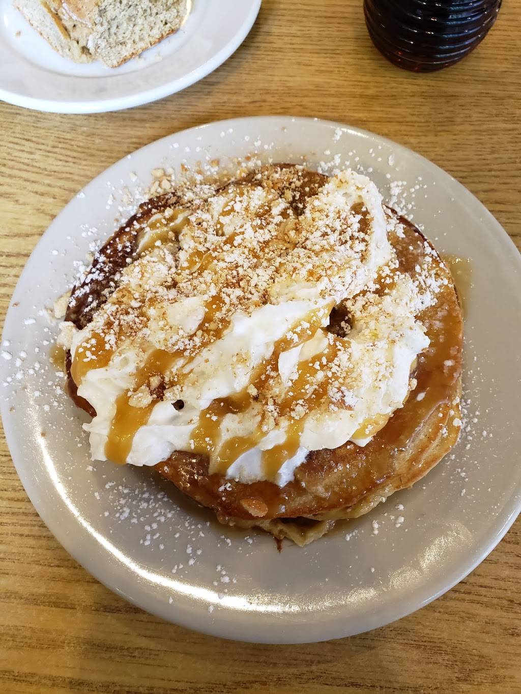 Bluegrass Grill & Bakery | restaurant | 313 2nd St SE, Charlottesville, VA 22902, USA | 4342959700 OR +1 434-295-9700