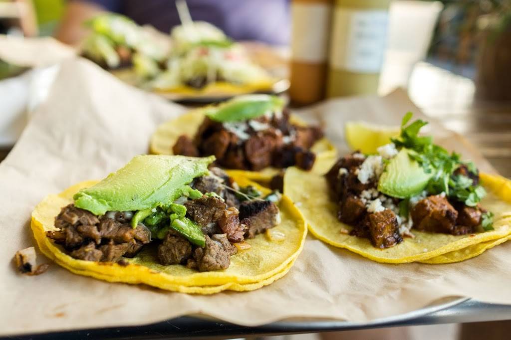 Papalote Taco House | restaurant | 2803 S Lamar Blvd, Austin, TX 78704, USA | 5128042474 OR +1 512-804-2474