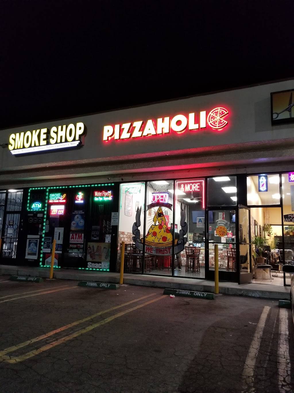 Pizzaholic | meal takeaway | 10750 Glenoaks Blvd #3, Pacoima, CA 91331, USA | 8188904444 OR +1 818-890-4444