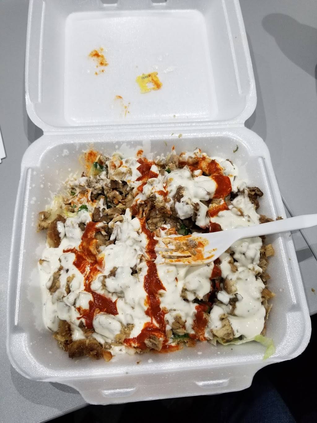 Lazeez Shawarma | restaurant | 660 Eglinton Ave W, Mississauga, ON L5R 3V2, Canada | 9055011888 OR +1 905-501-1888