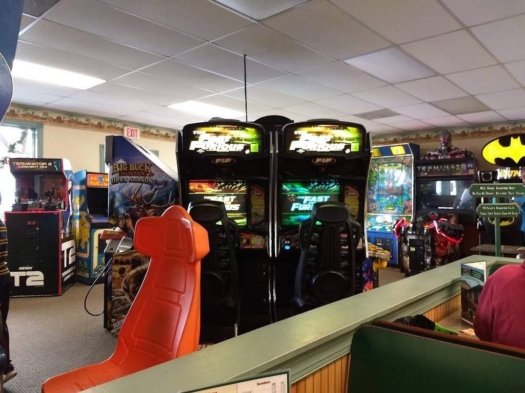 Mikies Ice Cream & Green Cow | meal takeaway | 179 S Antrim Way, Greencastle, PA 17225, USA | 7175974011 OR +1 717-597-4011