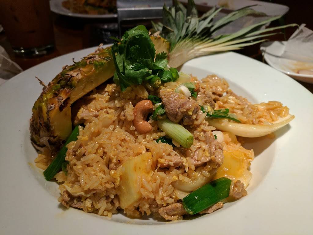 Sea Thai Restaurant | restaurant | 3812 E Colonial Dr, Orlando, FL 32803, USA | 4078950985 OR +1 407-895-0985