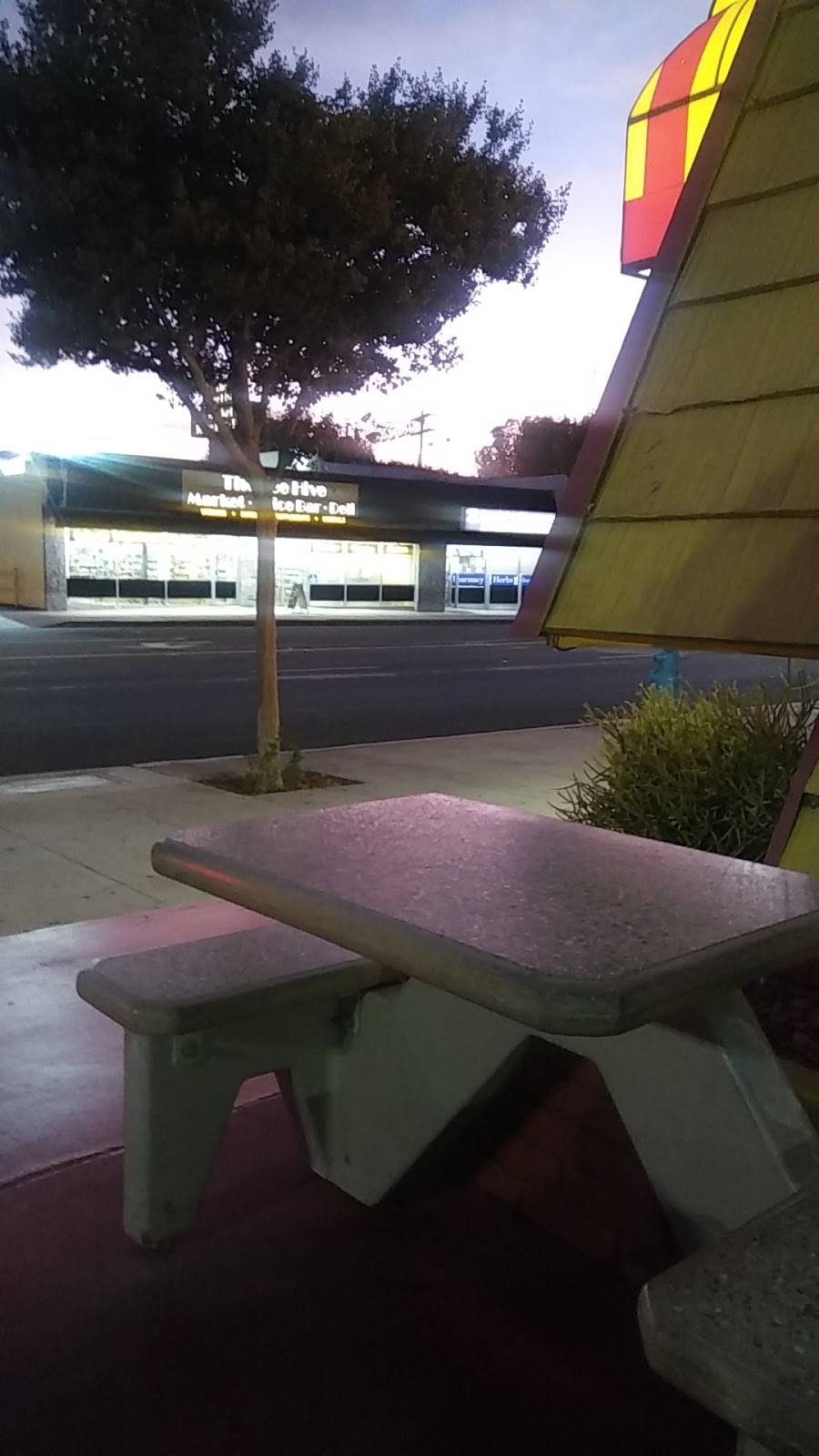 Wienerschnitzel | restaurant | 13317 Whittier Blvd, Whittier, CA 90601, USA | 5626985559 OR +1 562-698-5559