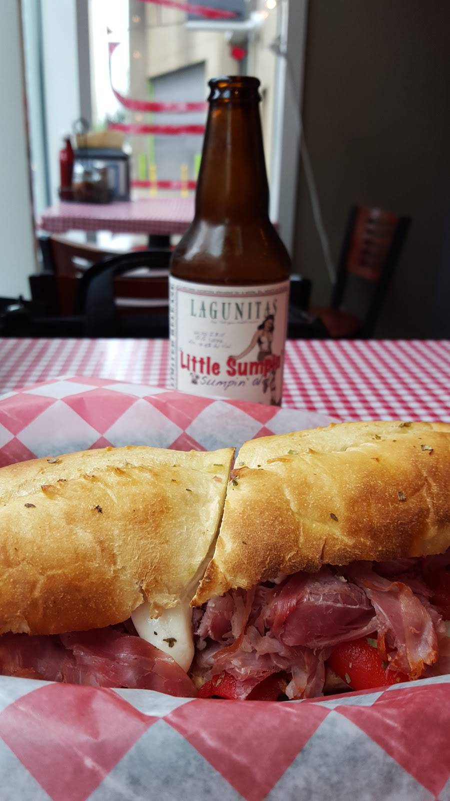 Bozzellis Italian Deli | restaurant | 2600 Crystal Dr, Arlington, VA 22202, USA | 5719704570 OR +1 571-970-4570