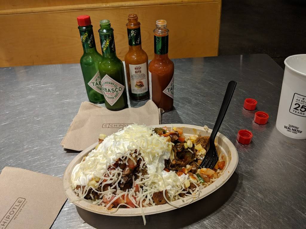 Chipotle Mexican Grill | restaurant | 975 The Alameda Ste 10, San Jose, CA 95126, USA | 4082889172 OR +1 408-288-9172
