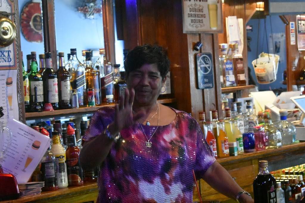 Genes Bar And Grill | restaurant | 1319 St Louis Ave #4036, St. Louis, MO 63106, USA | 3148334909 OR +1 314-833-4909