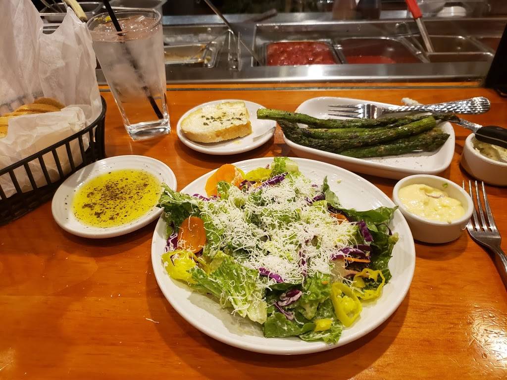 Carrabbas Italian Grill | restaurant | 14805 Dix Toledo Rd, Southgate, MI 48195, USA | 7342845339 OR +1 734-284-5339