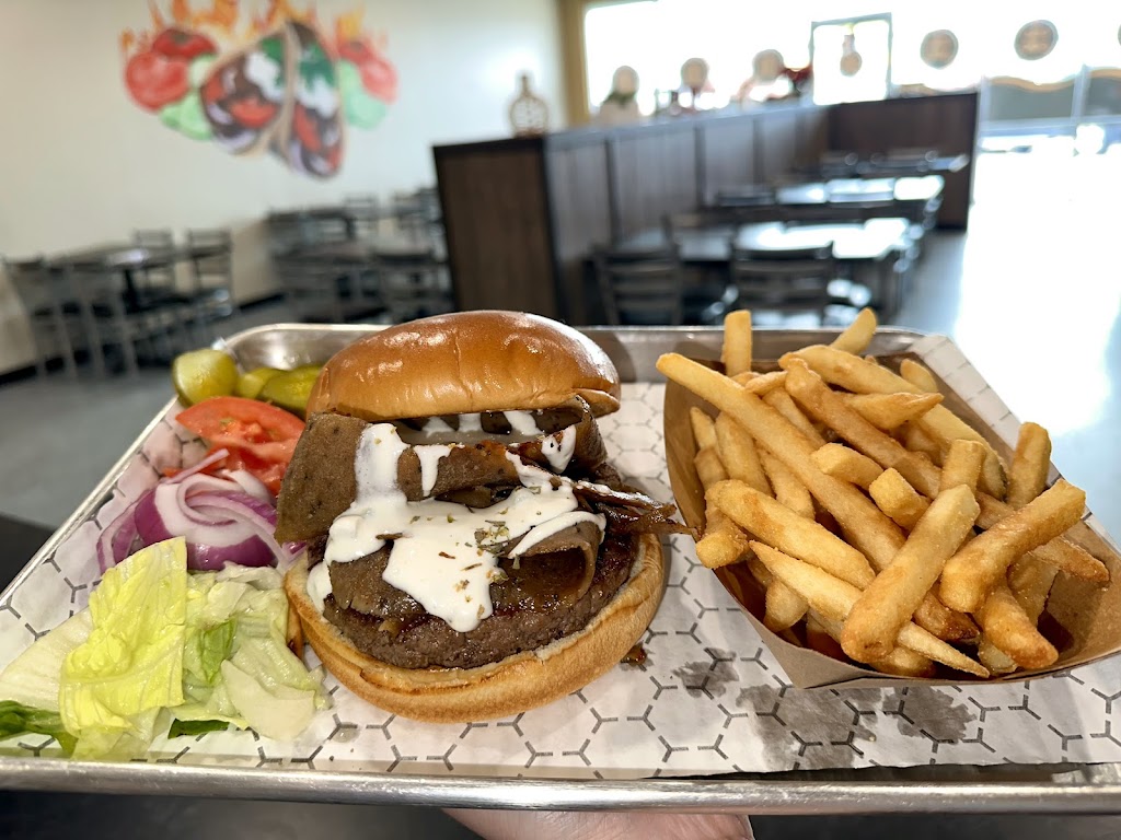 Gyro 600 - Eldridge | restaurant | 600 E Le Claire Rd, Eldridge, IA 52748, USA | 5632854976 OR +1 563-285-4976